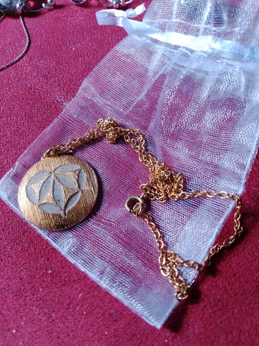 Joli collier vintage orena - joli,