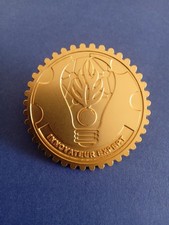 GENDARMERIE - INNOVATEUR EXPERT - OR - attaches de type "pin's"