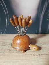 12 PIQUES ESCARGOT APÉRITIF