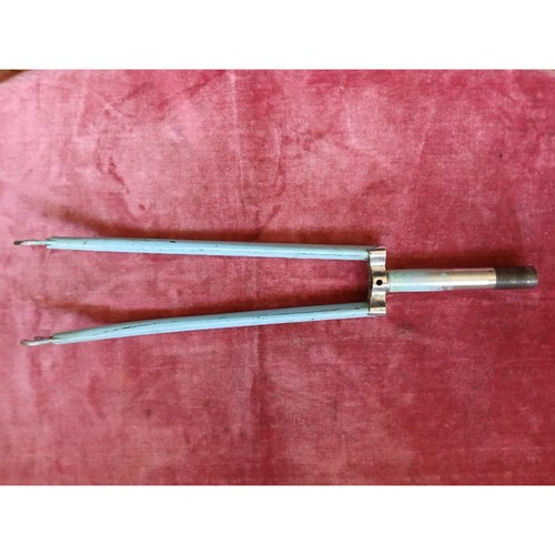 Fourche 157mm acier - 157mm,