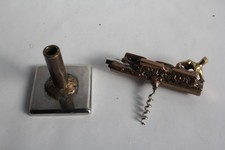 Tire-bouchon Sculpture bronze