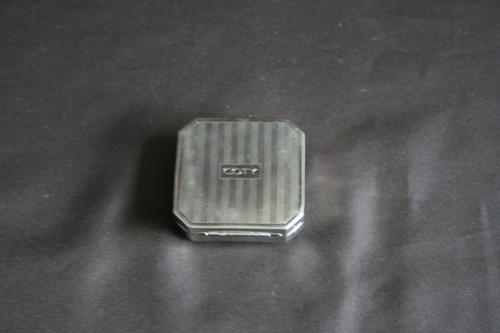 Poudrier ancien carré - ,