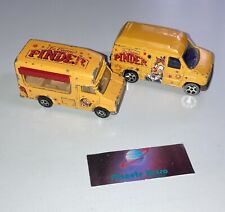 2 Camionnette Cirque Pinder