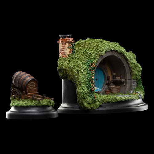 Lord the rings statue - lord, of
