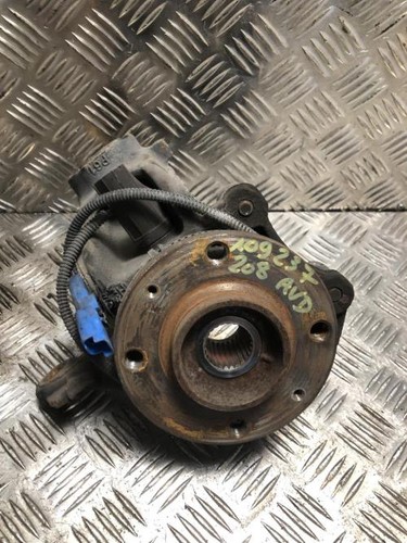 Fusee avant droit peugeot 208 - fusee,