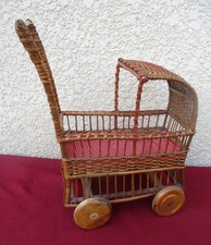 Landau ancien pour poupée