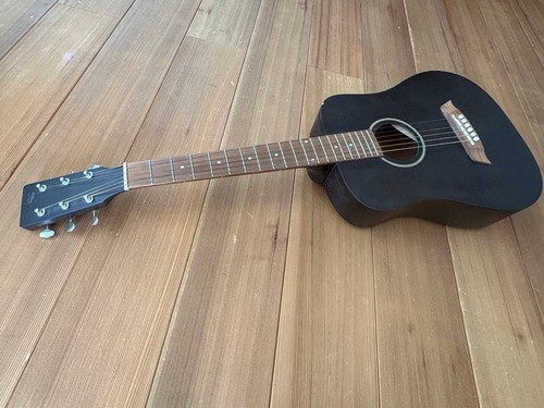 Mini guitare acoustique