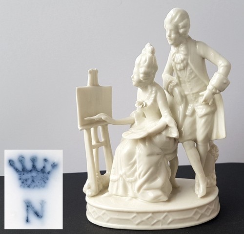 Figurine porcelaine - figurine, en