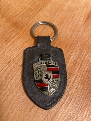 Ancien porte clé porsche - ancien,