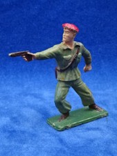 JOLI Nice TOP ! STARLUX 1:32 - SOLDAT BERET ROUGE PARA Soldier Red beret