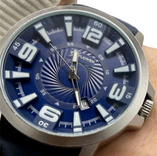 Montre Homme Signée Explorer
