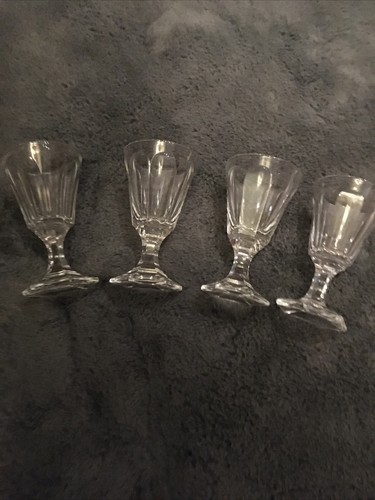 Lot verres pied a - a,