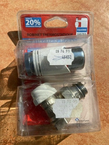 Robinet thermostatique equerre