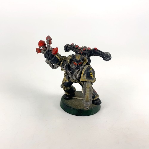 Chaos space marine champion - x1,