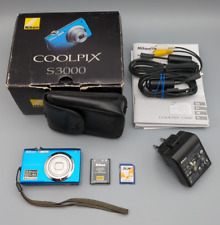 Nikon Coolpix S3000 12,0MP Digital Camera Compact Blue 4x Zoom, Charger, SD Card
