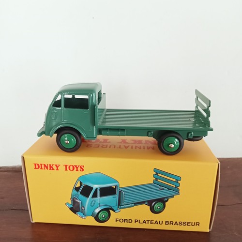 Dinky toys atlas ford - dinky,