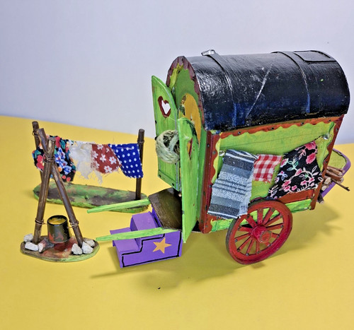 Creche roulotte berger - creche,