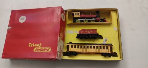 Train tri ang - honrby, davy