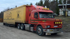 TEKNO 80743 SCANIA T143 TRACTEUR 6X4 & SEMI SURBAISSE BACHE " STJARNSTROM " (S)