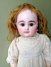 poupée ancienne R 0 Rabery