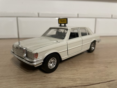 Voiture miniature 24 - voiture,