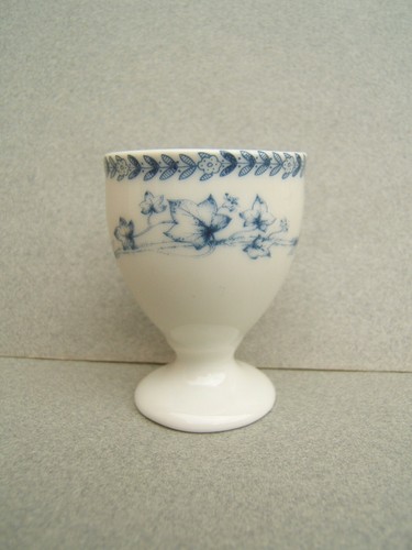 Ancien coquetier faience - en,