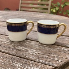 2 tasses à café en