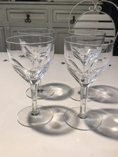 4 GRANDS VERRES À VIN CRISTAL