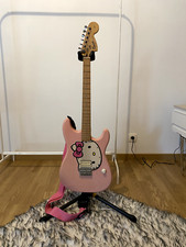 Guitare Electrique Squier Fender Stratocaster Hellokitty 