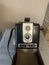 ANCIEN APPAREIL PHOTO BROWNIE