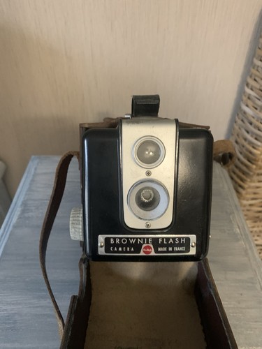 Ancien appareil photo brownie - photo,