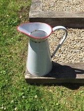 Broc de toilette ancien en