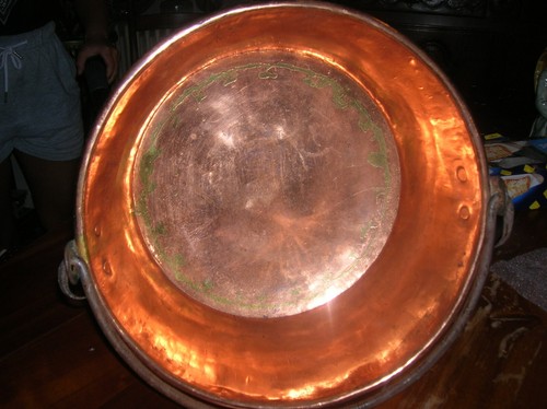 Chaudron cuivre ancien - un,