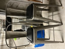 lot de 2 chaises hautes Tolix