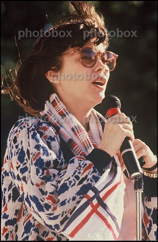 Mireille mathieu exclusive - *,