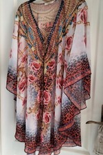 Tunique chauve souris en voile motifs panthère/roses+strass TU occasion