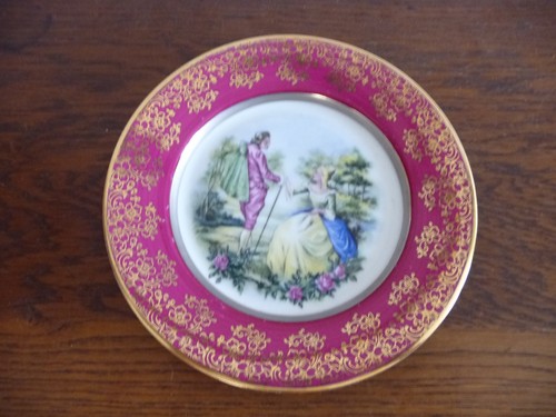 Assiette décorative - , en