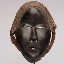 1370 MASQUE DAN AVEC SOCLE