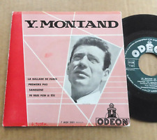 DISQUE 45T DE YVES MONTAND  " LA BALLADE DE PARIS " POCHETTE OUVRANTE