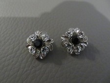 boucle d'oreille strass et pierre noir de style ancien
