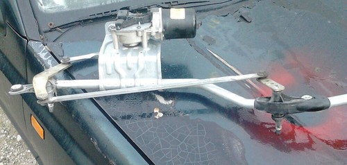 Moteur essuie glace avant - essuie,