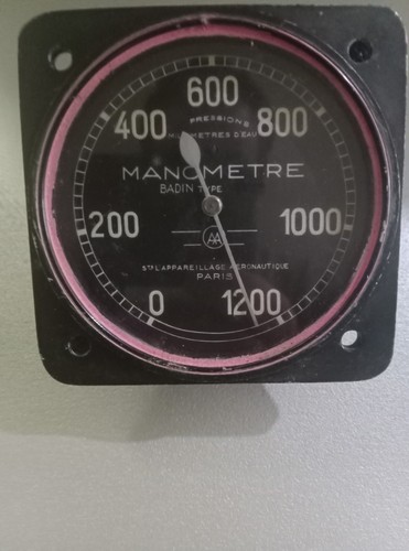 Ancien manomètre pression - ancien,