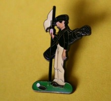 Pin's pins lapel pin Sport GOLF Golfeur avec son sac de clubs  CORNER COINDEROUX
