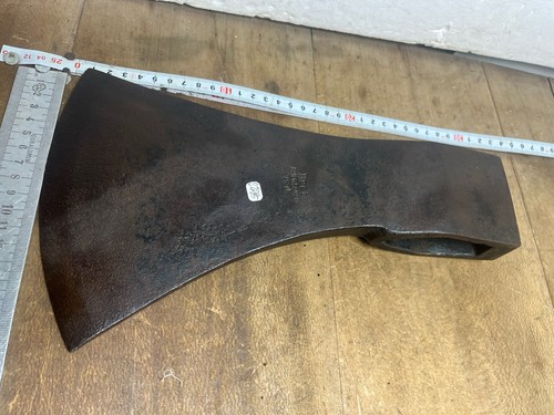 Hache outil ancien bucheron - ancien,