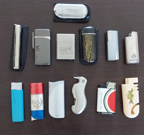 Lot briquets rechargeables à - briquets,