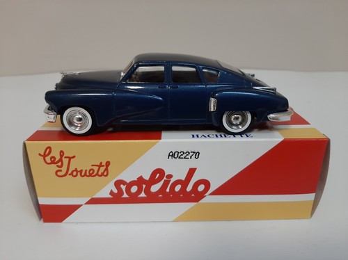 Voiture tucker 1948 - bleue,