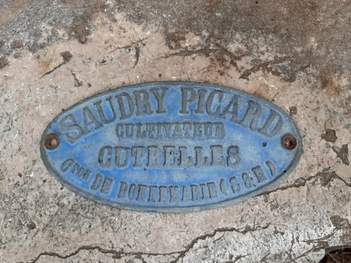 Ancienne plaque ovale - , de
