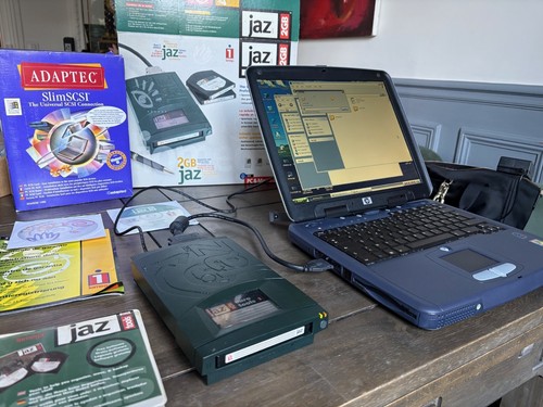 Iomega jaz external scsi - 2,