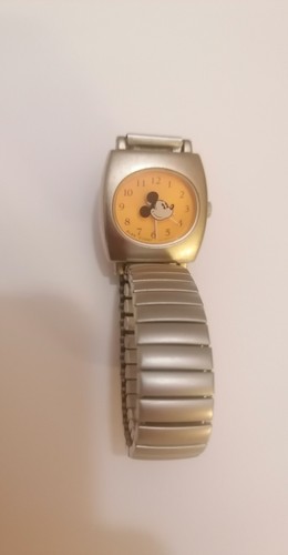 Montre seiko alba mickey mouse - seiko,