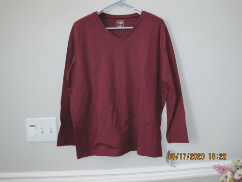 Hasting smith womens v neck - &,